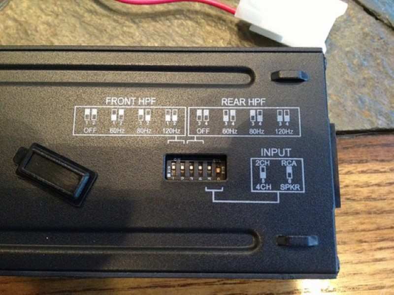 Image of Alpine KPA-445U mini amplifier control switches