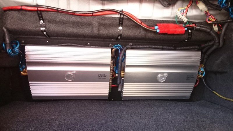 DIY car amp rack image